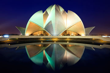 Amritsar to Delhi Taxi Service