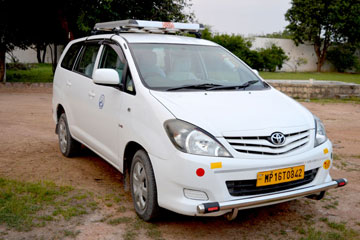 Innova Hire in Amritsar